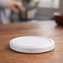 70's tin lid - white